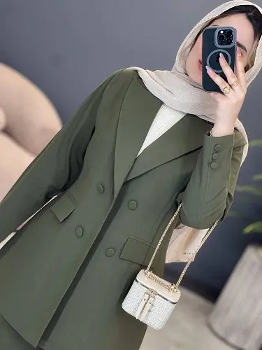 1717- کت و شلوار بلیزر لینن ( ایراد دار)