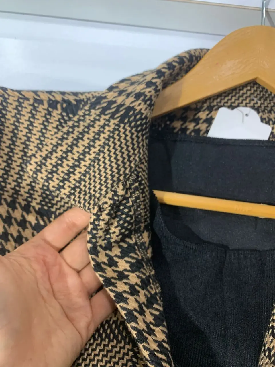 3739-کت و سارافون لی لی (ایراددار)