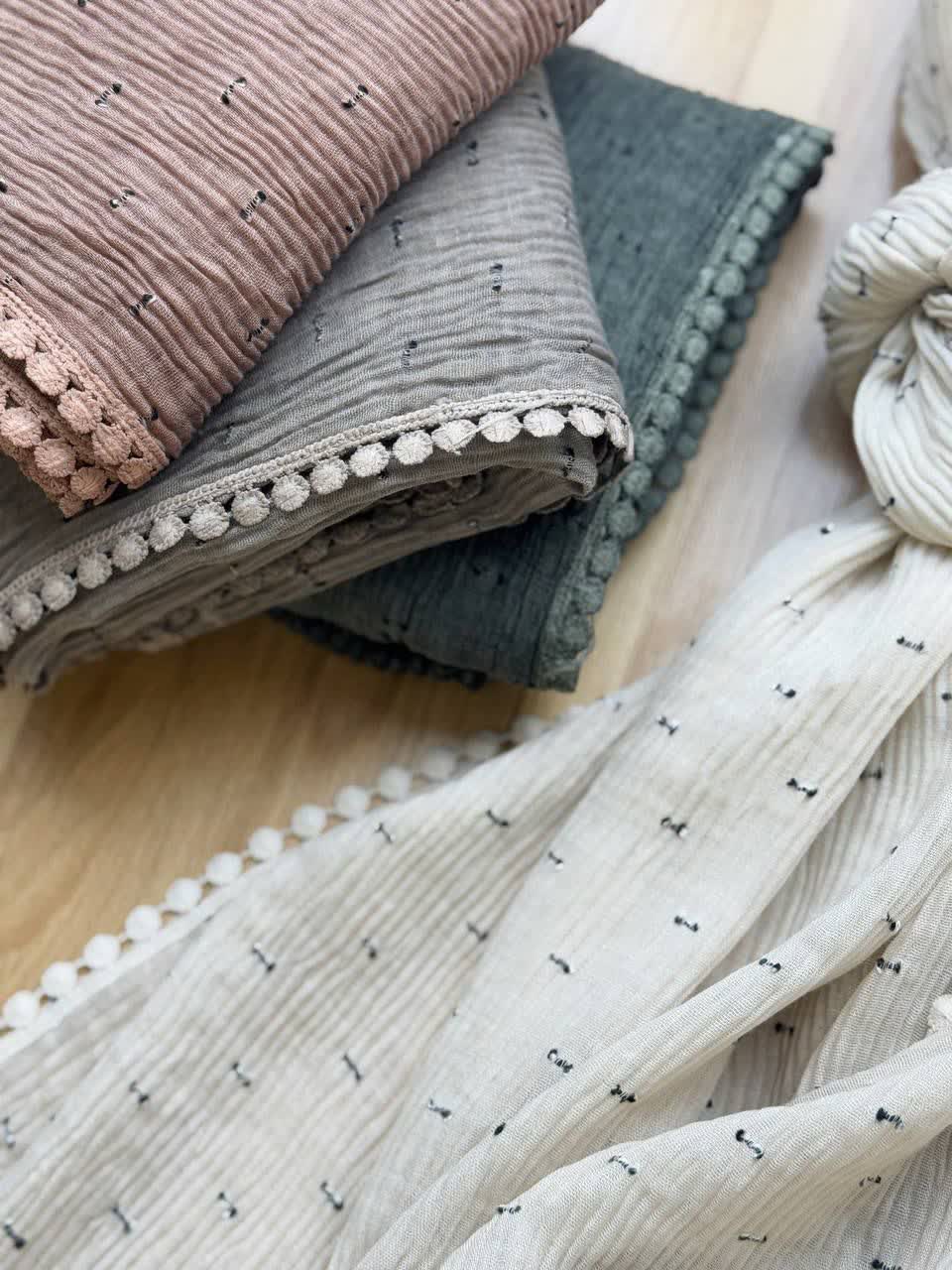 1846- شال مورچه ای عدسی