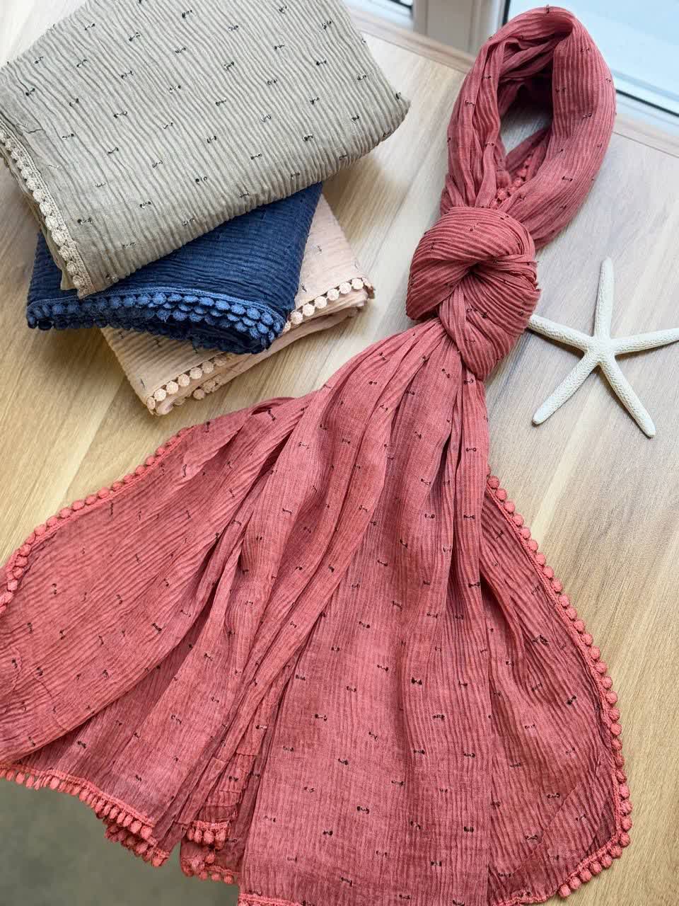 1846- شال مورچه ای عدسی