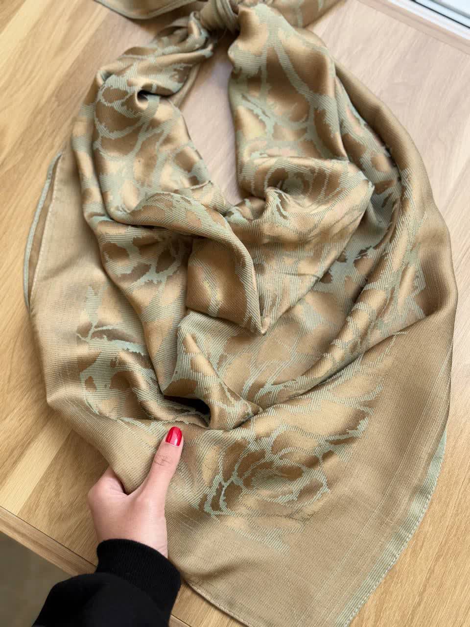 1862- روسری ژاکارد ابریشم