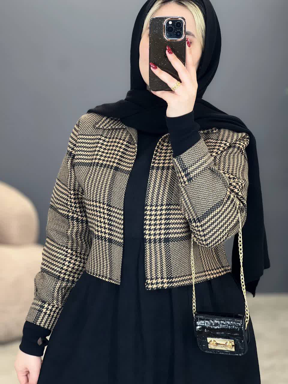 1877- کت و سارافون سنا