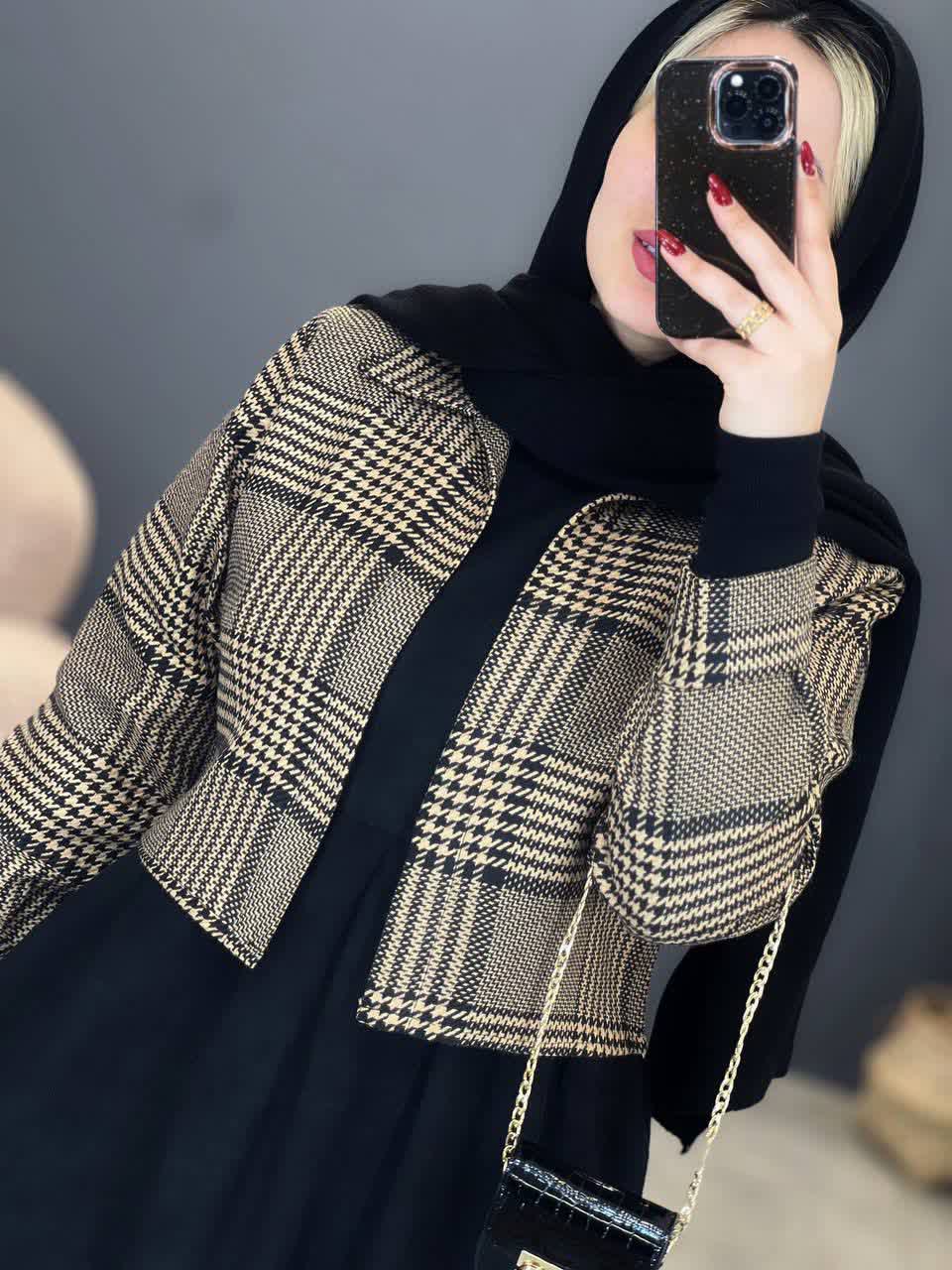 1877- کت و سارافون سنا