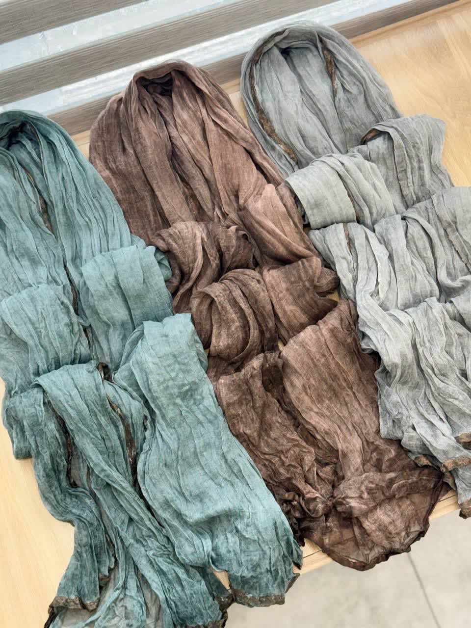 1888- شال کنف ابریشم زیوا