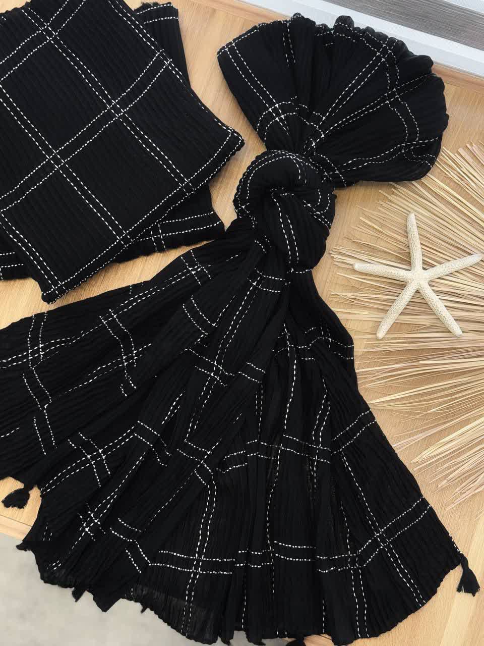 1894- شال مشکی زارا