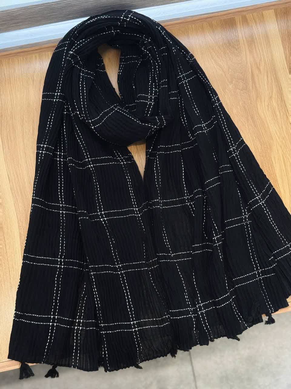 1894- شال مشکی زارا