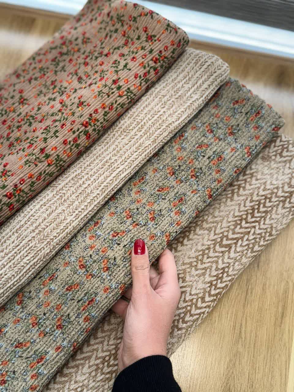 1893-شال دو روی گیسو