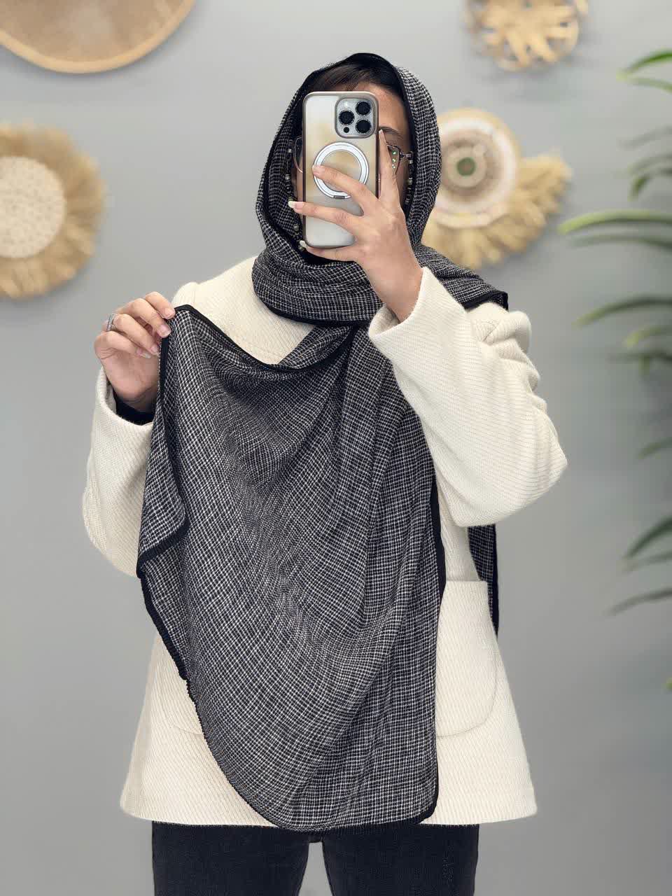 02524- شال طرحدار کلاریس