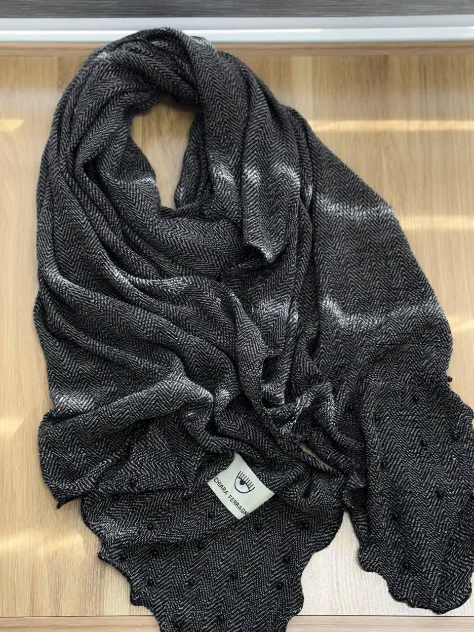 1910- شال وارداتی ریوا