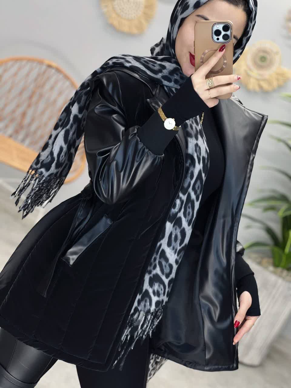 1912- کاپشن لیزا