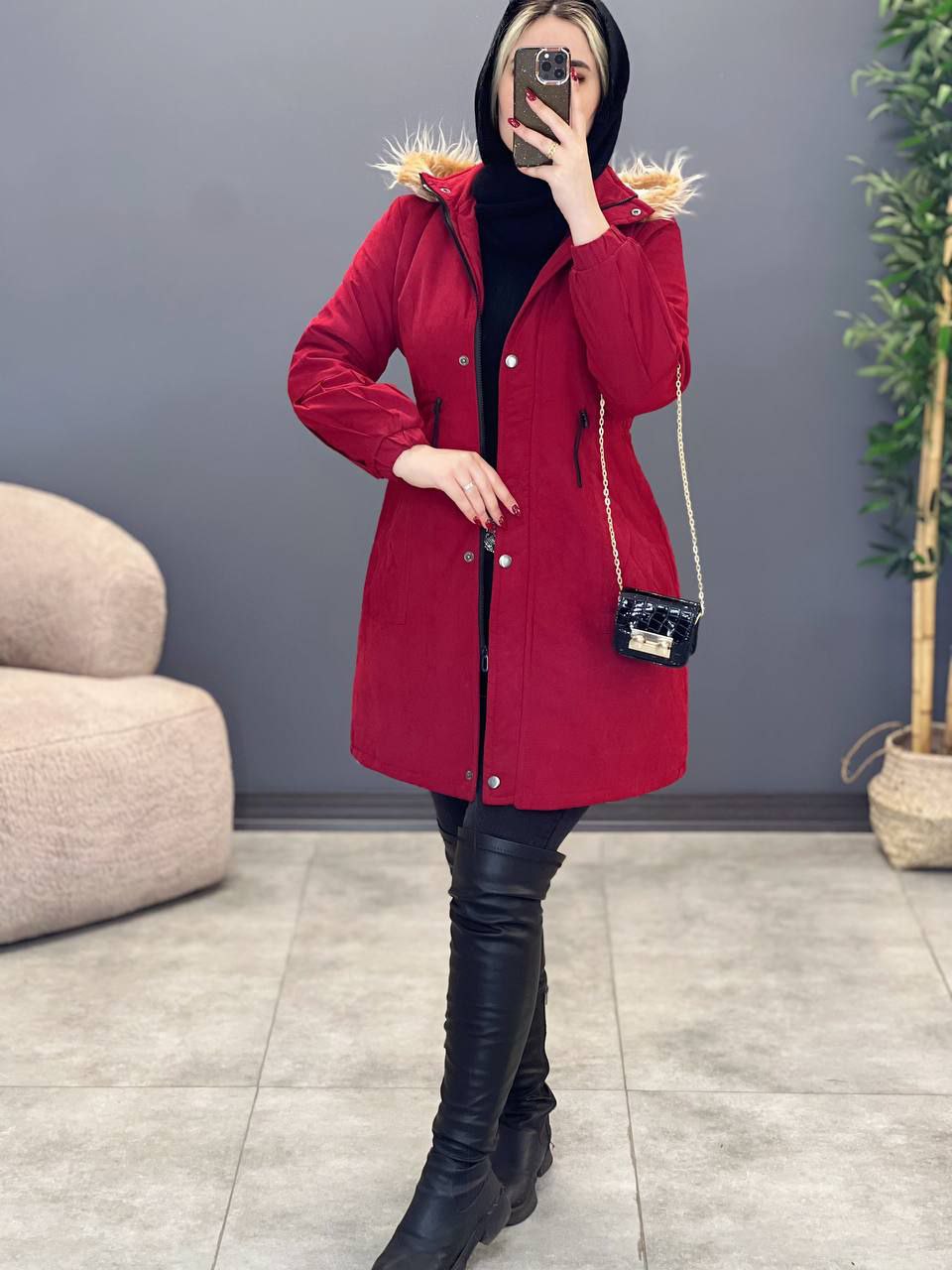 1932_ کاپشن تدی کایلا