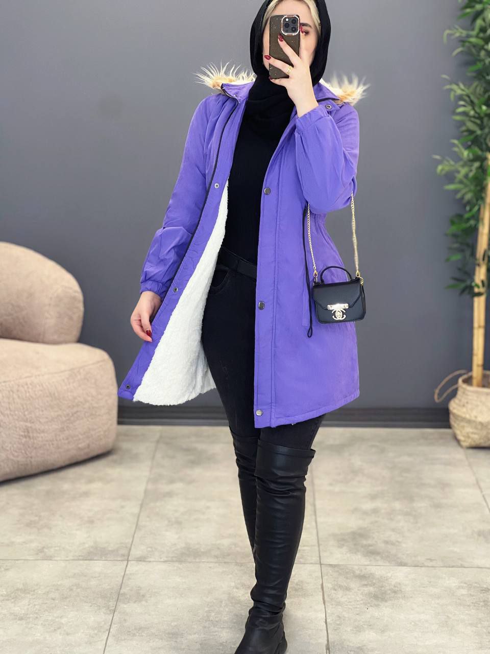 1932_ کاپشن تدی کایلا