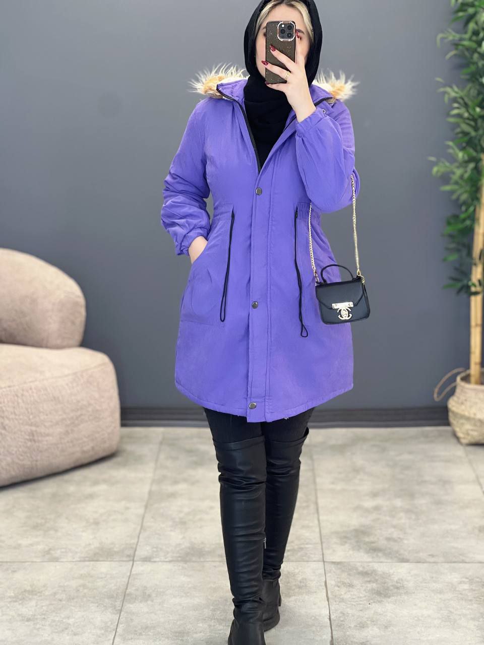 1932_ کاپشن تدی کایلا