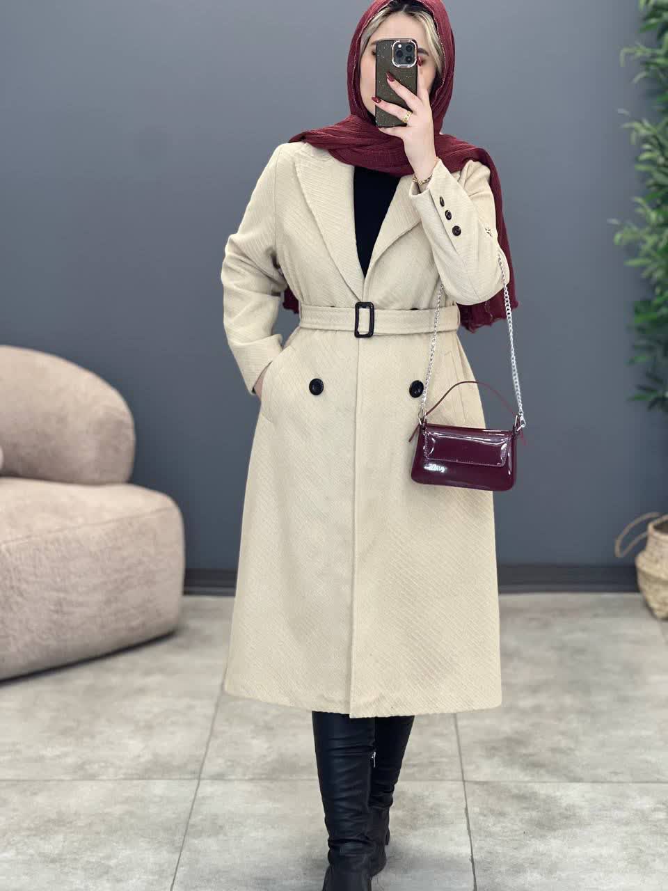 1949-پالتو آستردار لیلی