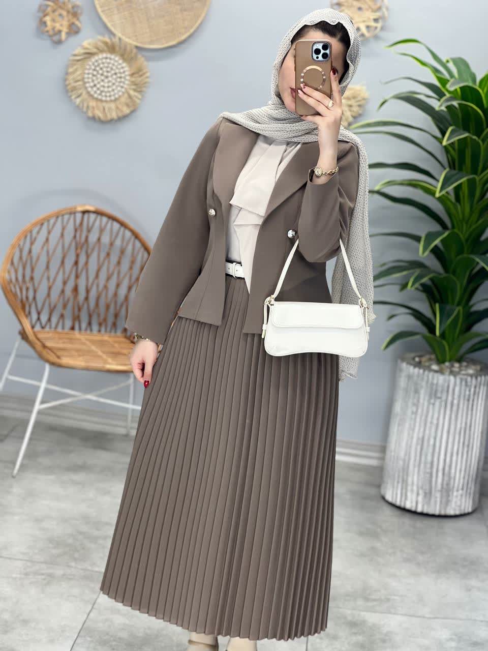 1958-کت و دامن لیان