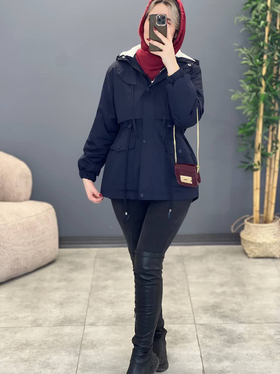 1963-کاپشن آندیا