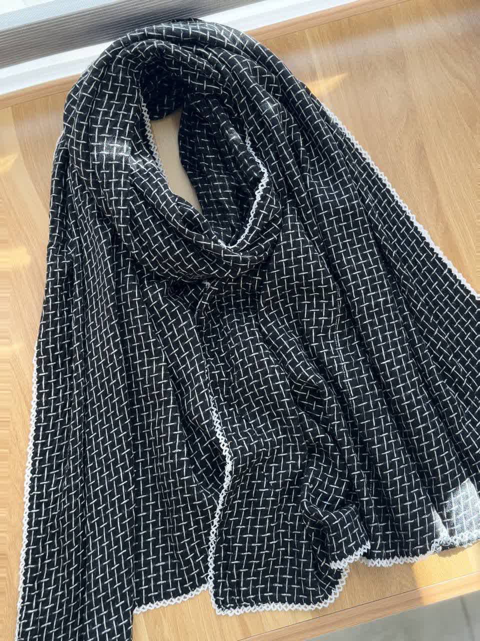 1964- شال آف کد 10