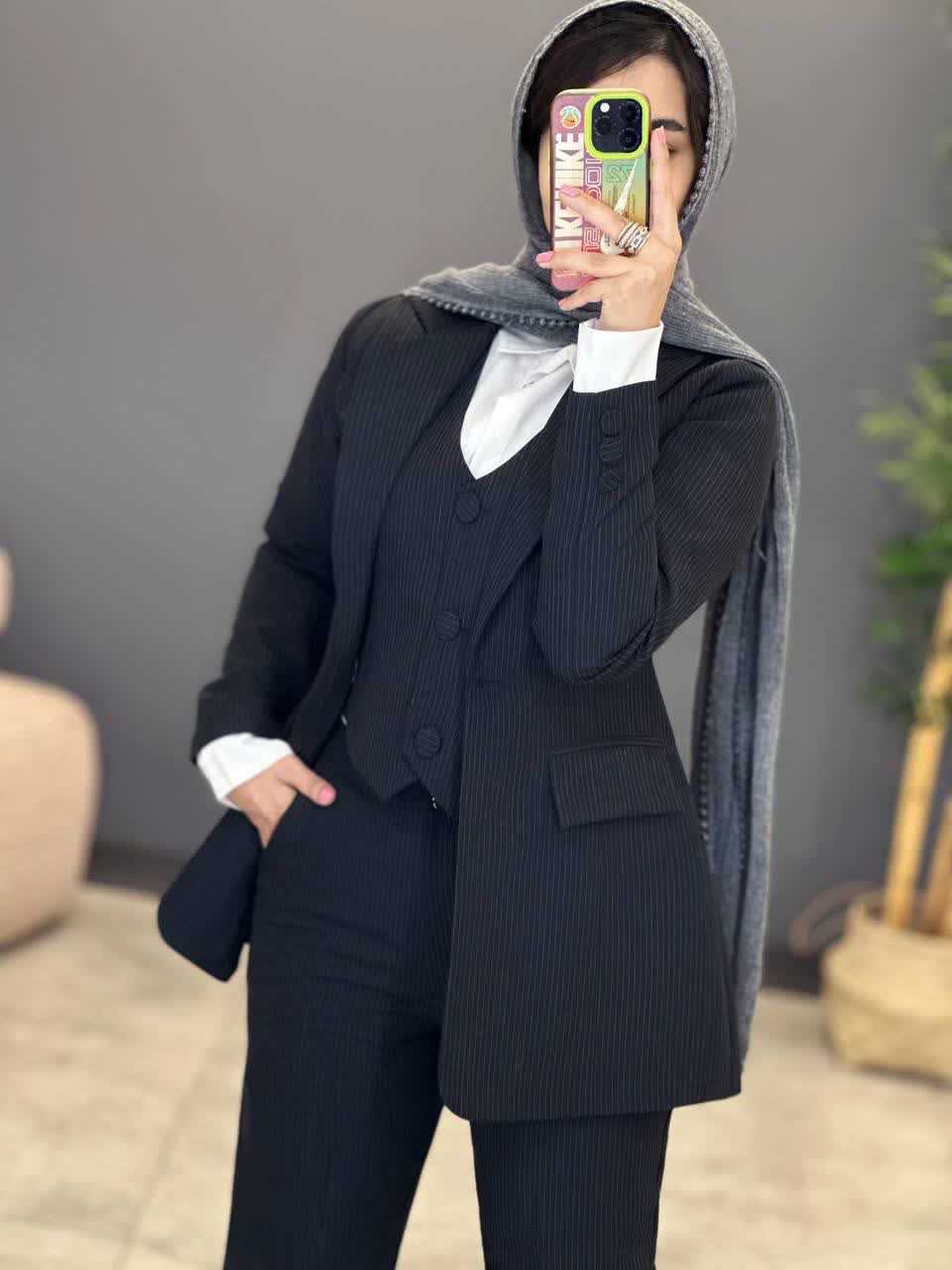 1973- ست اداری دیپلمات