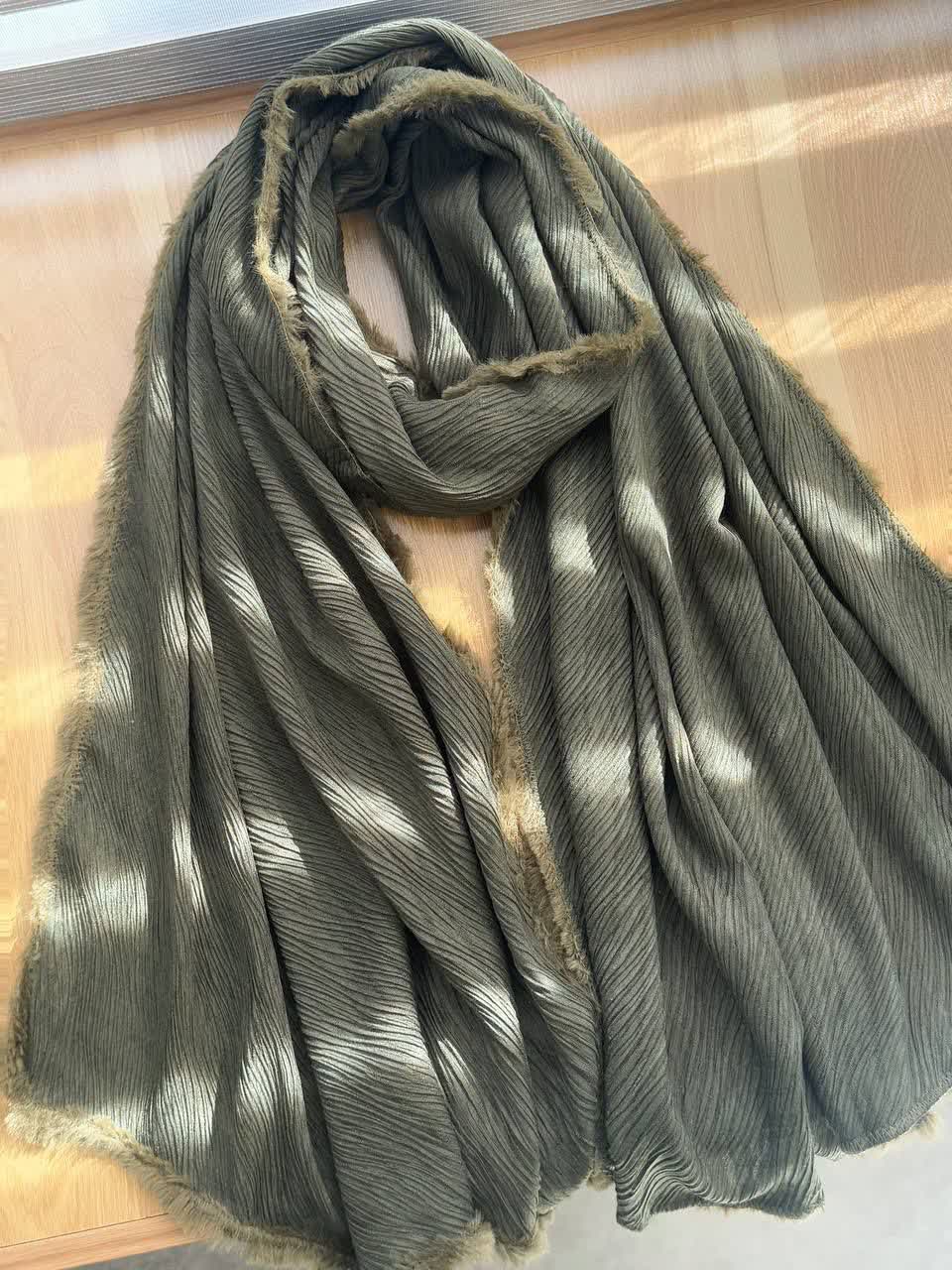 02488-شال لبه ریش آدینا