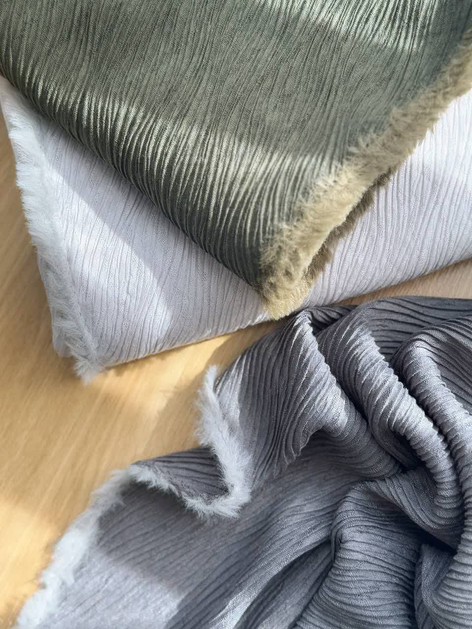 02488-شال لبه ریش آدینا