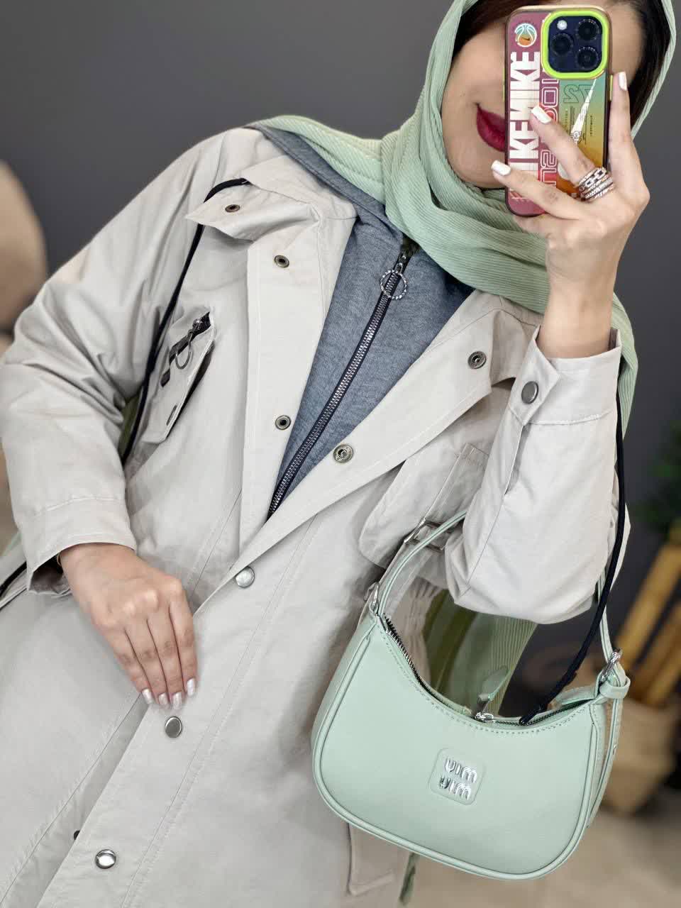 1980- بارونی کلاهدار هانا