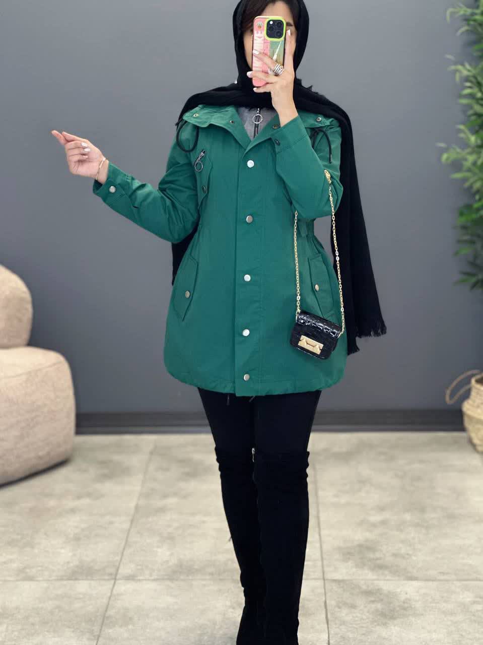 1980- بارونی کلاهدار هانا