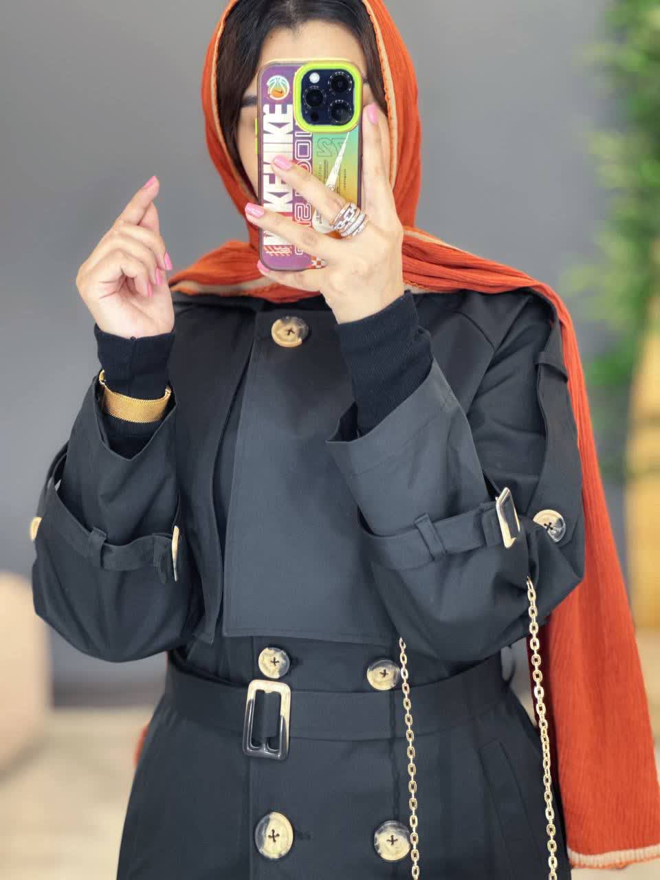 1982- بارونی آستردار دنا