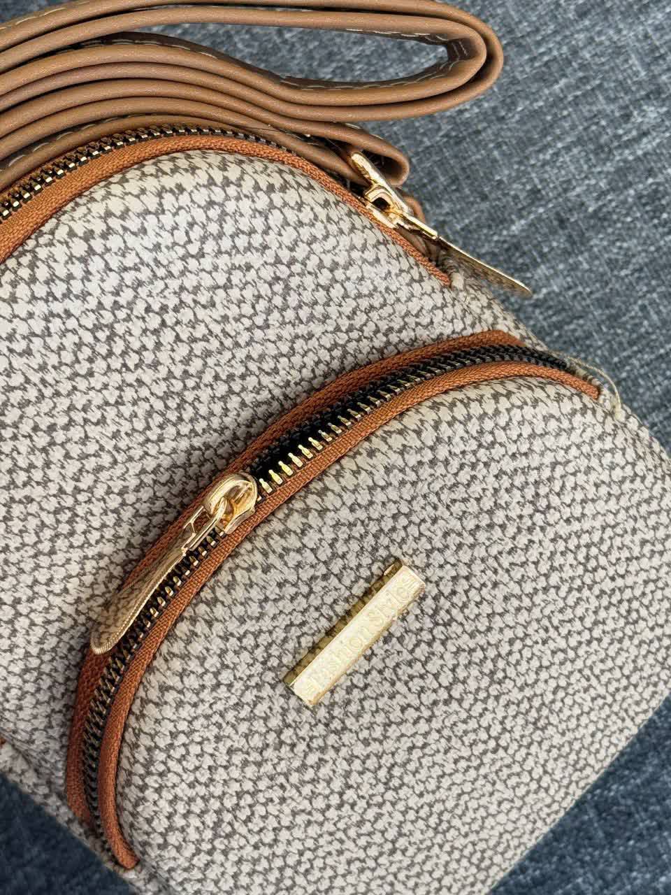 1984- کیف جلو جیب گرد