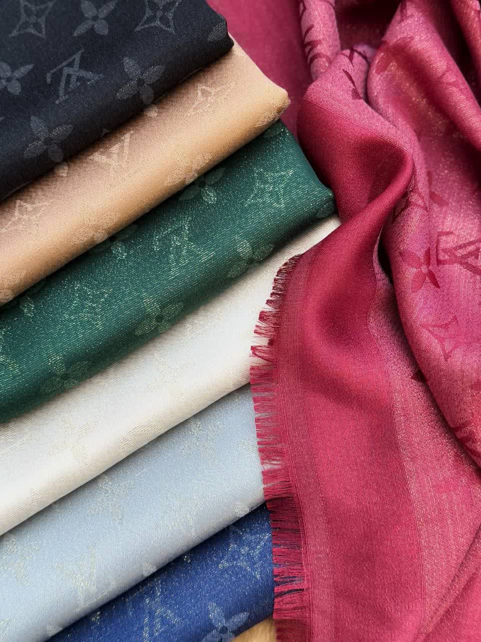 1116- شال ویسکوز Lv