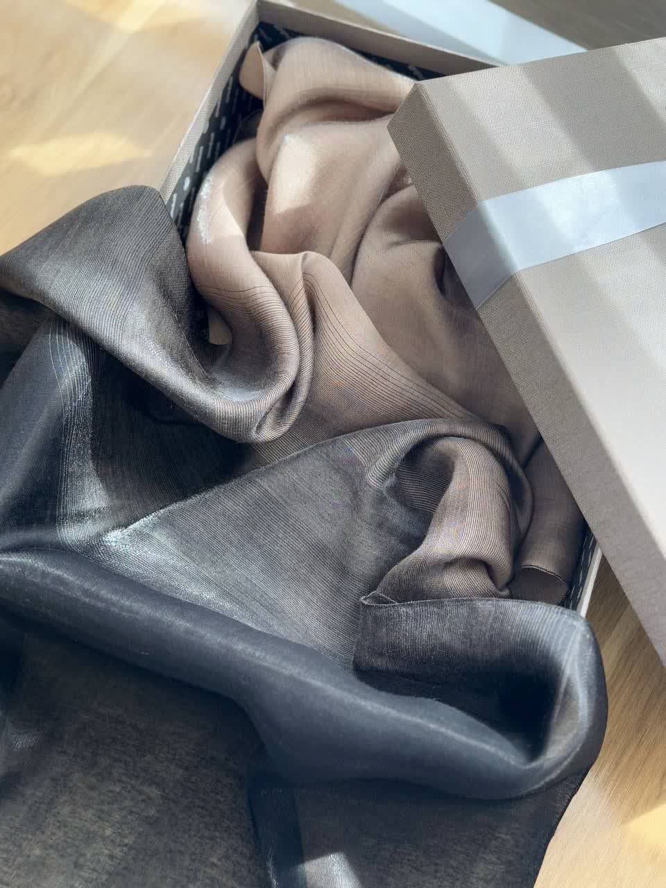 1117- شال کریستال طیفی