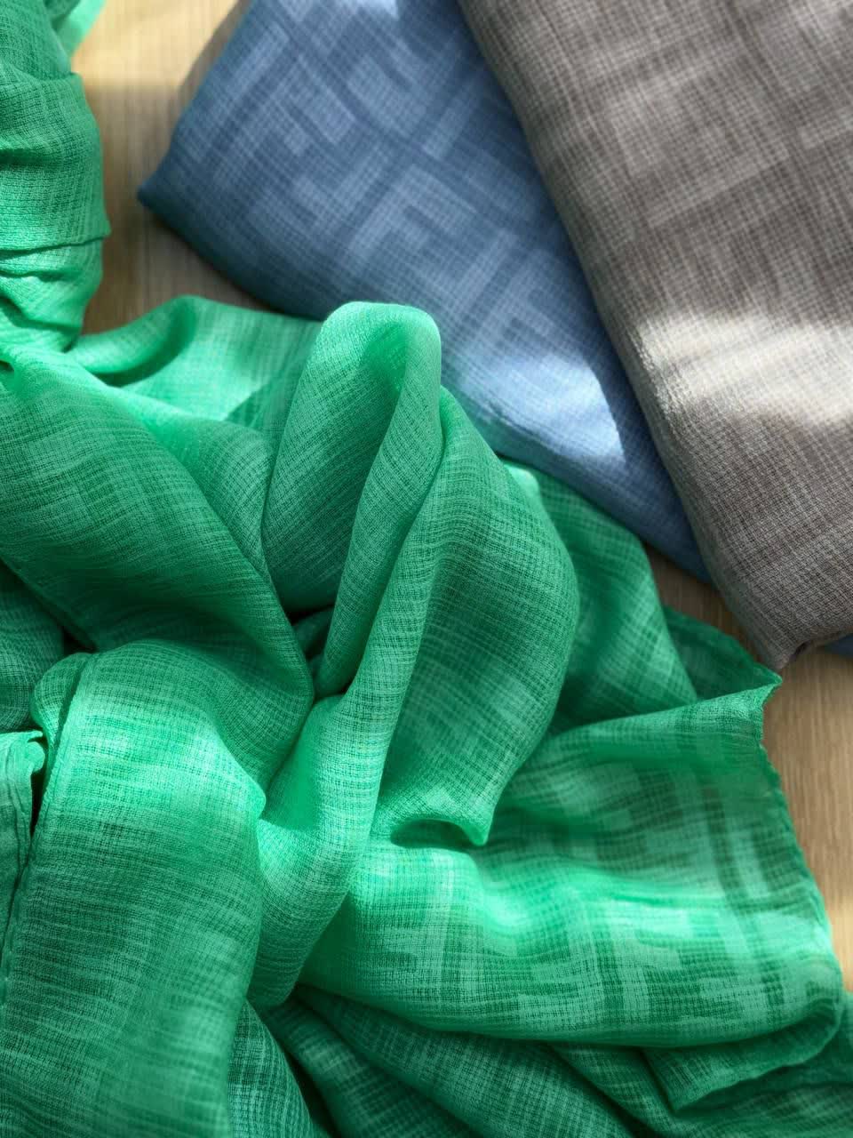 1124- شال آف کد 18