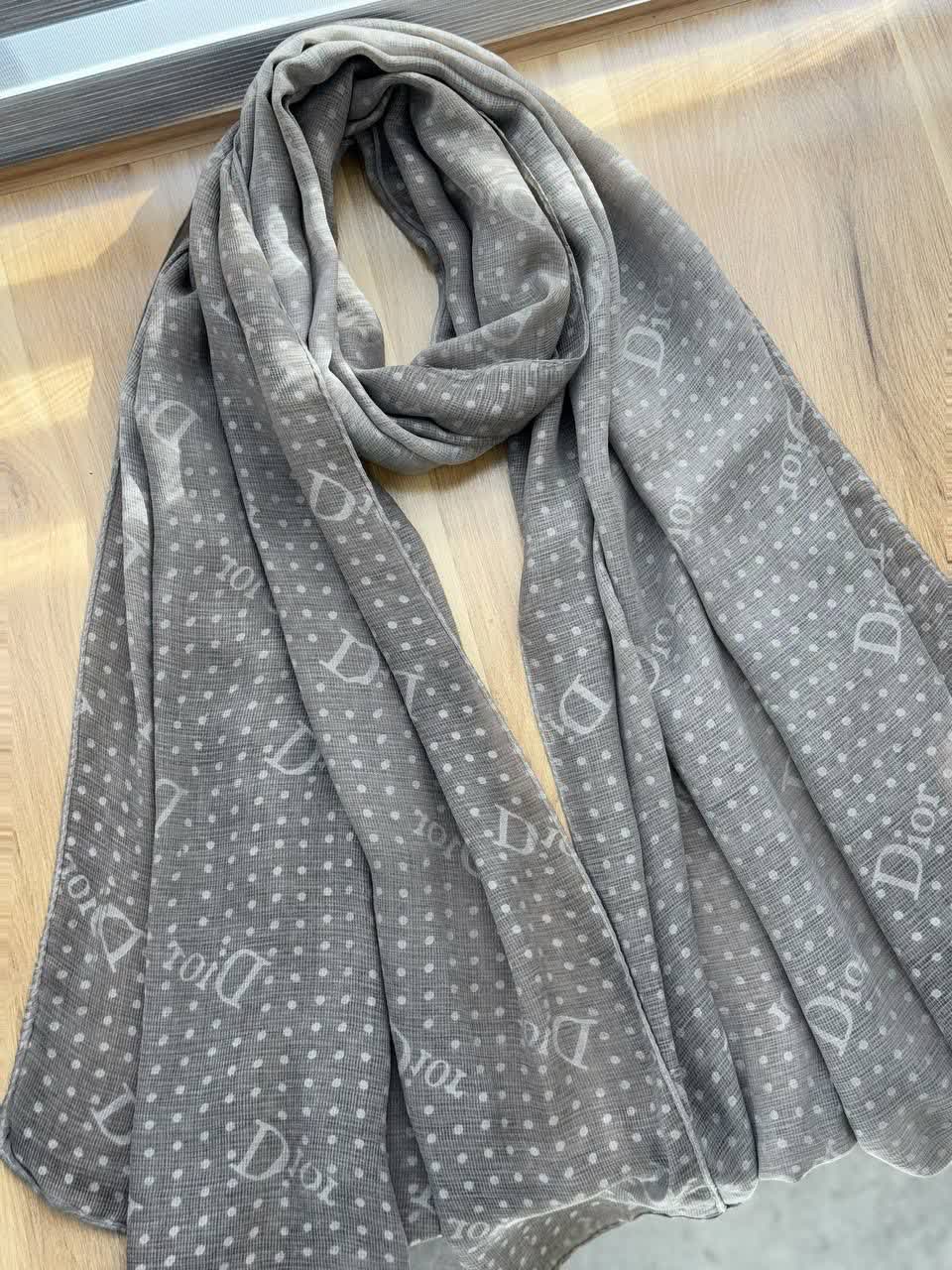 1125- شال آف کد 19