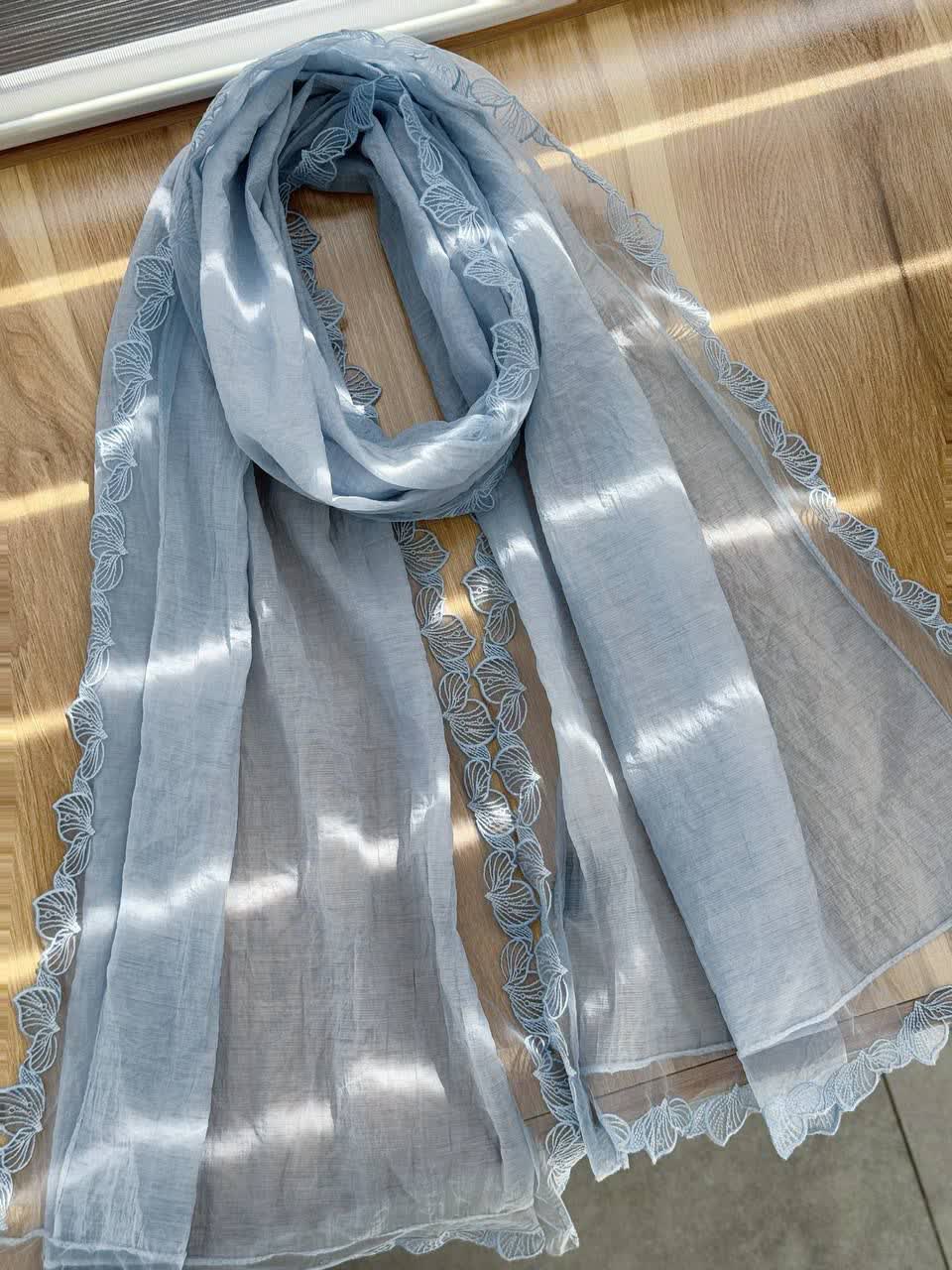 1162- شال دانتل برفی