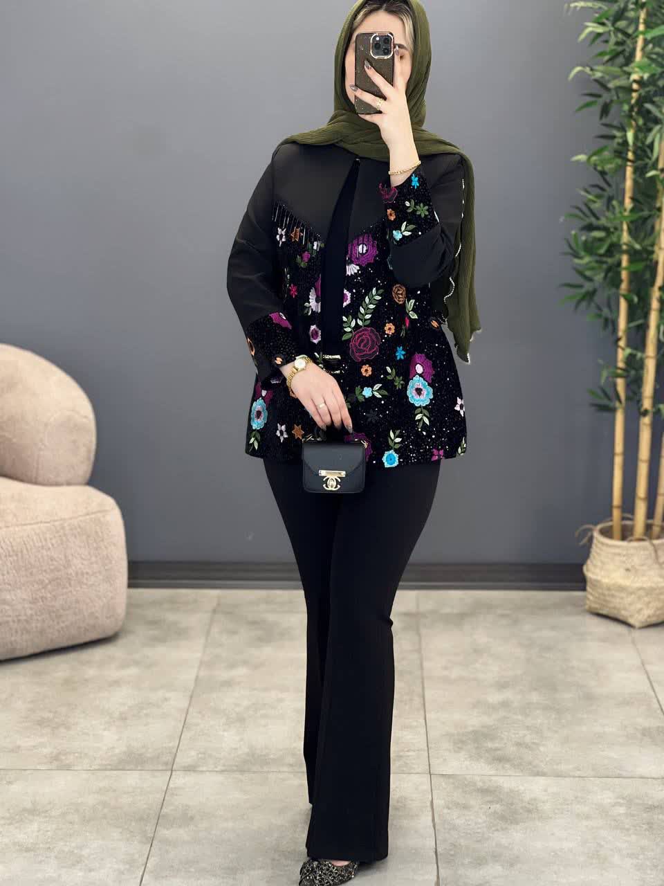 1165- مانتو گلدوزی نیلا