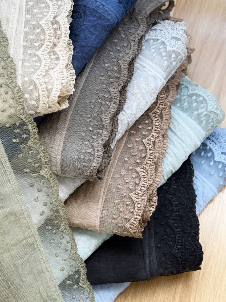 1177-شال ترلان