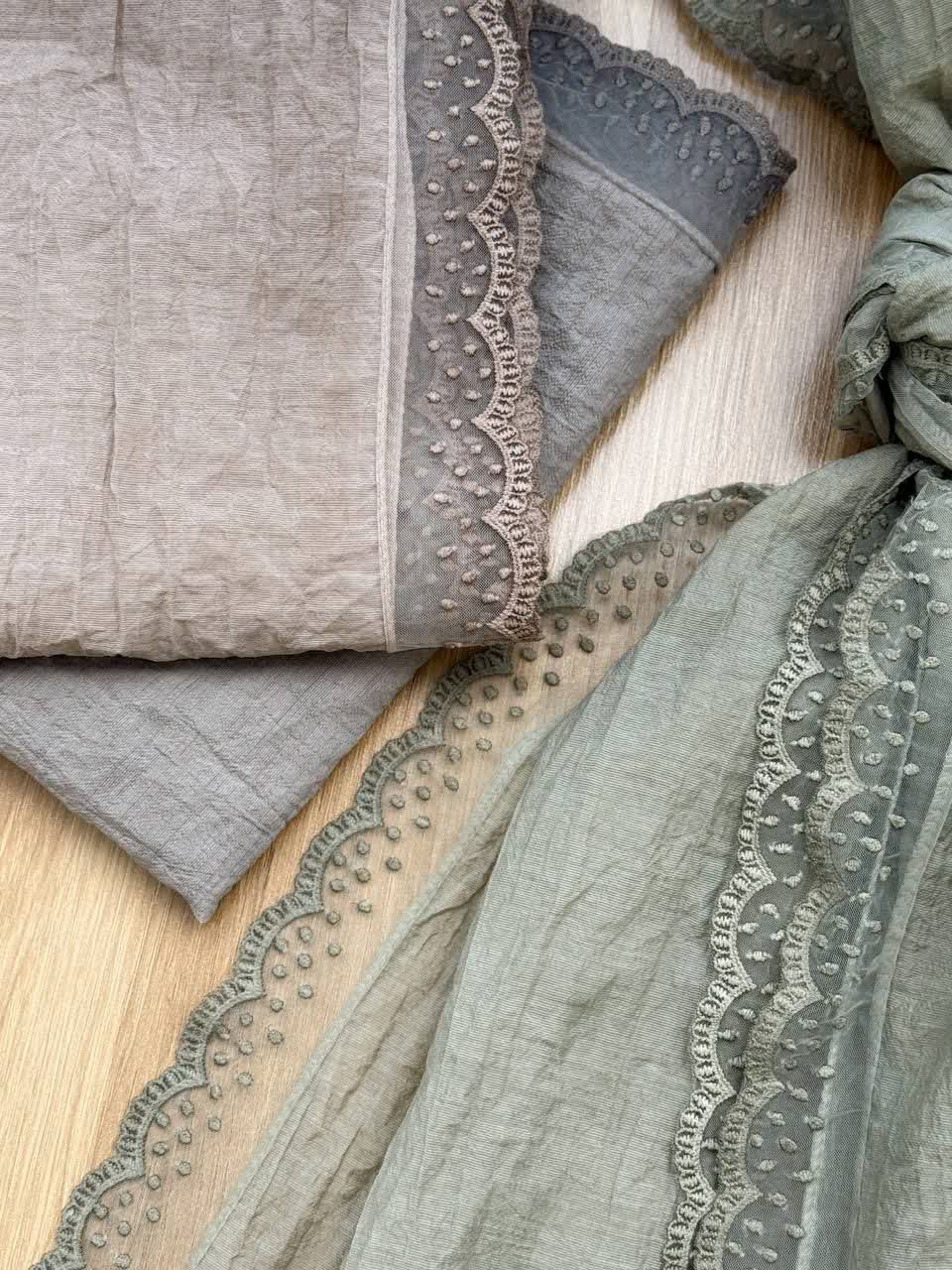 1177-شال ترلان