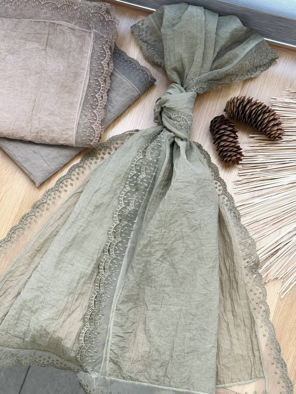 1177-شال ترلان