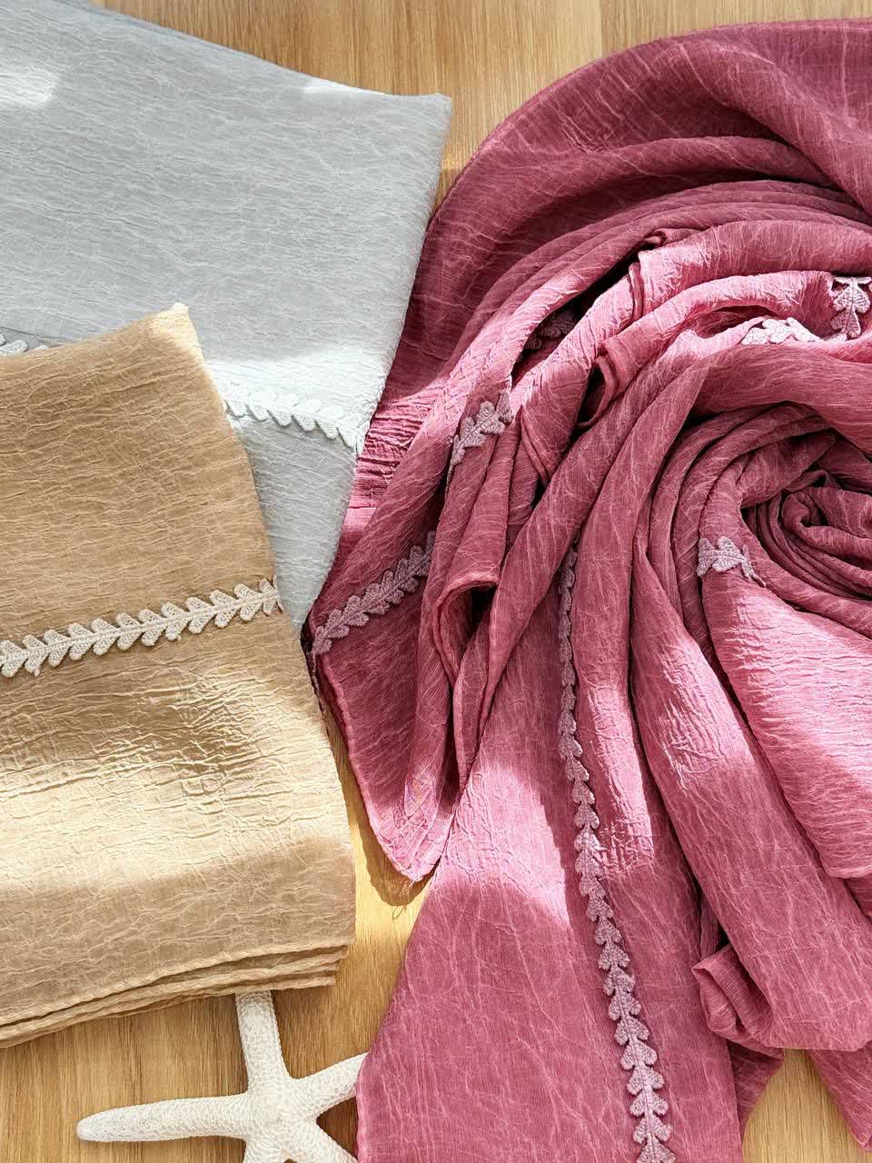 1211- شال حریر گندمی