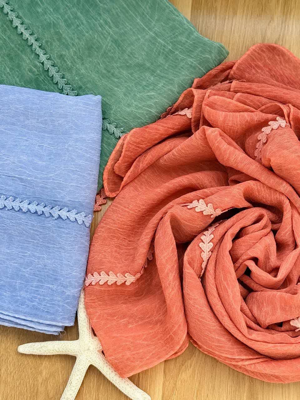 1211- شال حریر گندمی