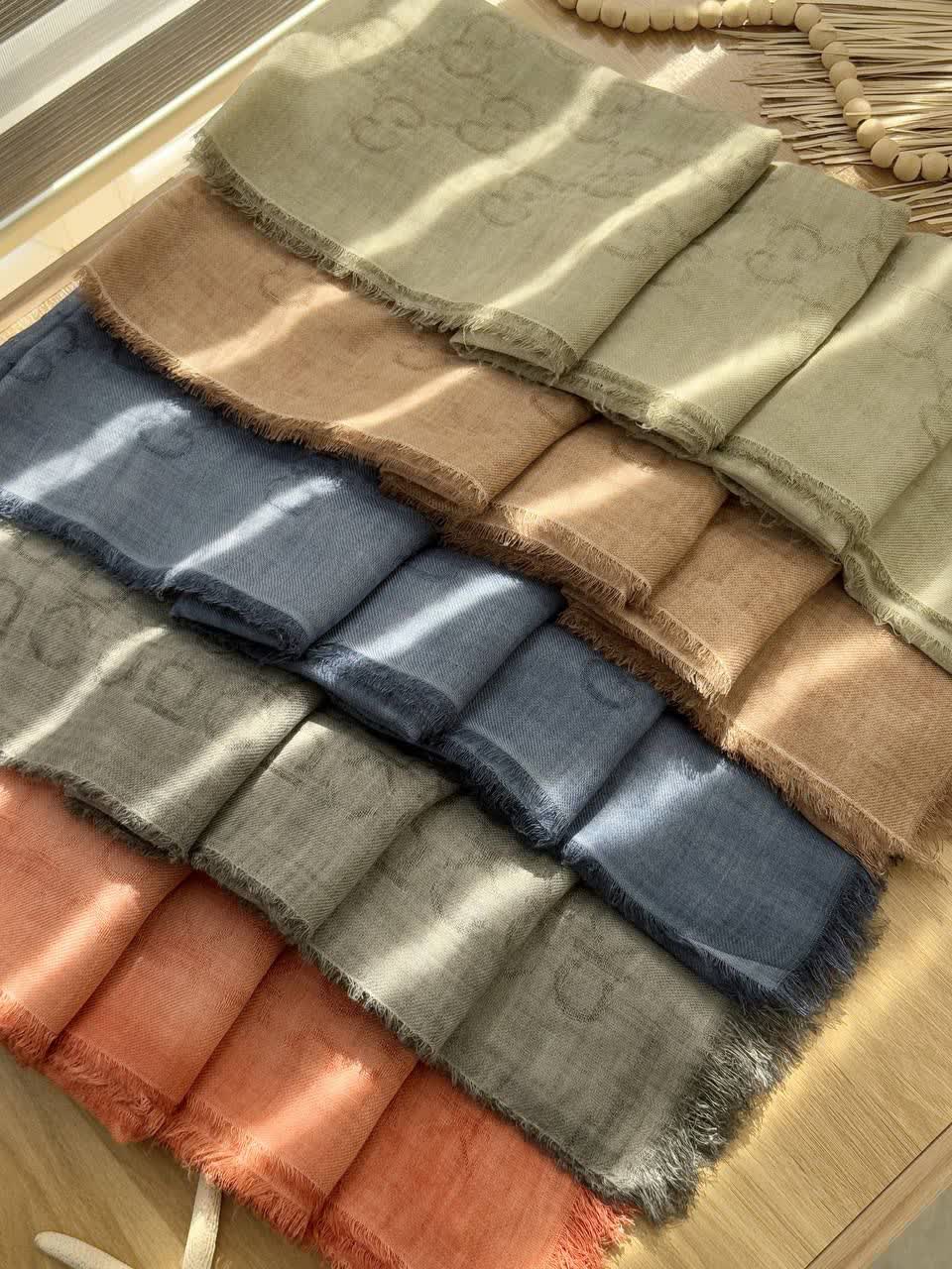 1237- شال وارداتی غزل