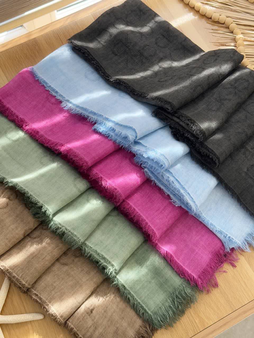 1237- شال وارداتی غزل