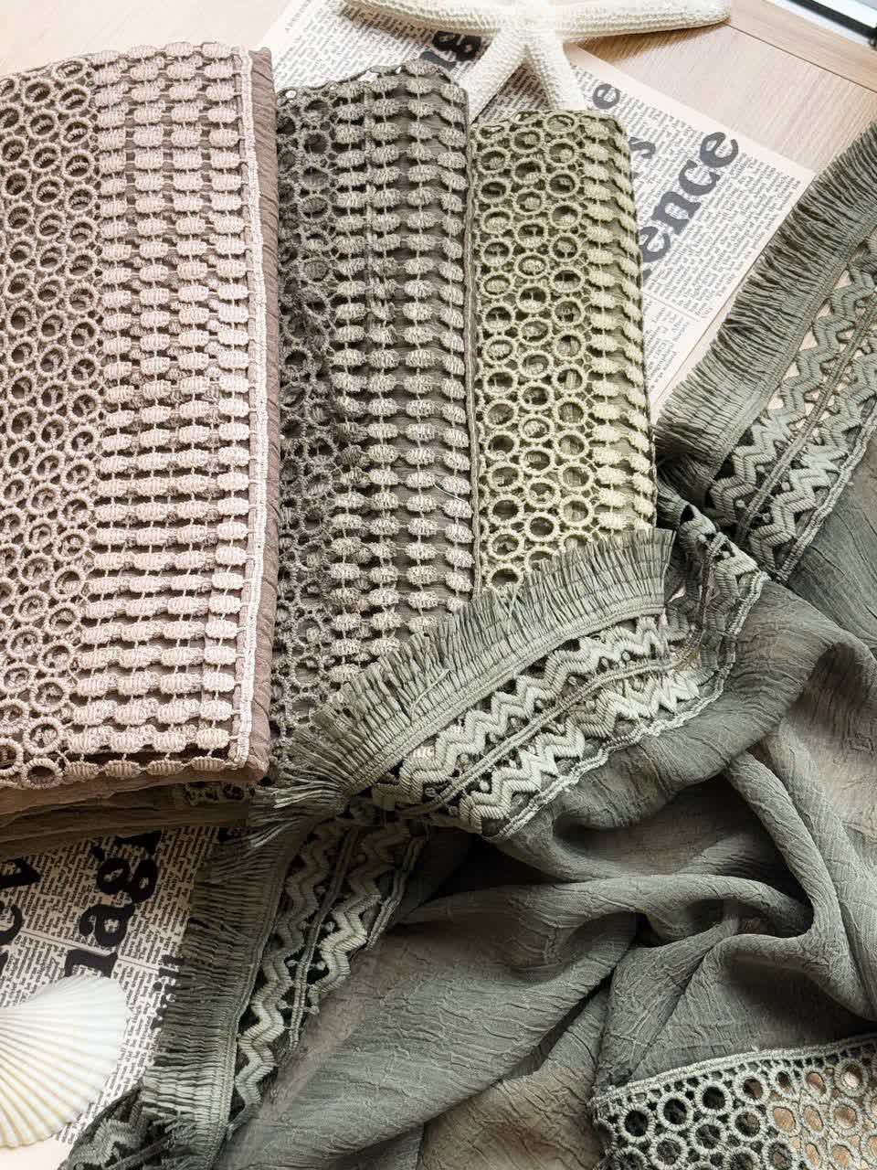 1251- شال مزونی دانتل دارامیلی