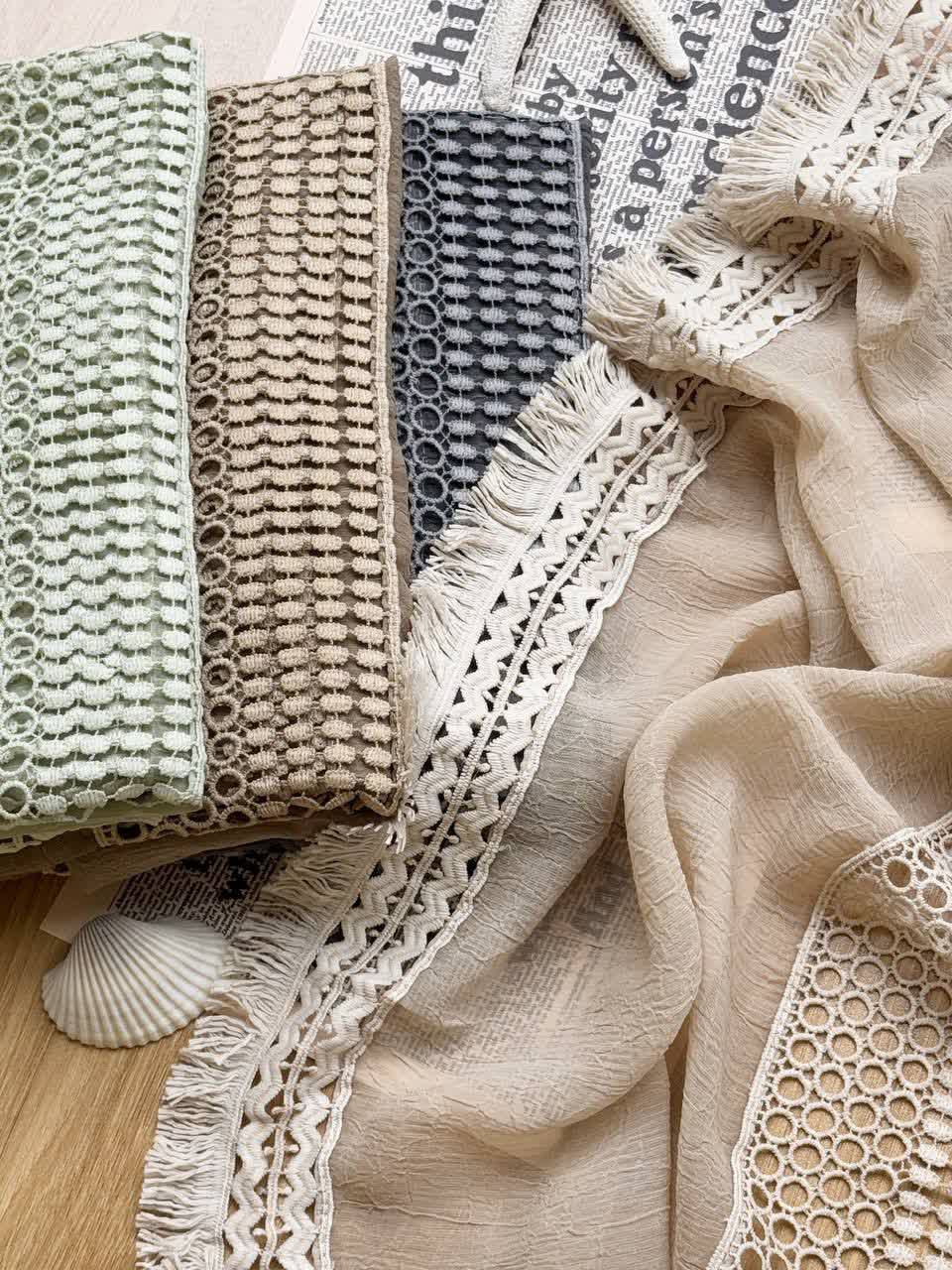 1251- شال مزونی دانتل دارامیلی