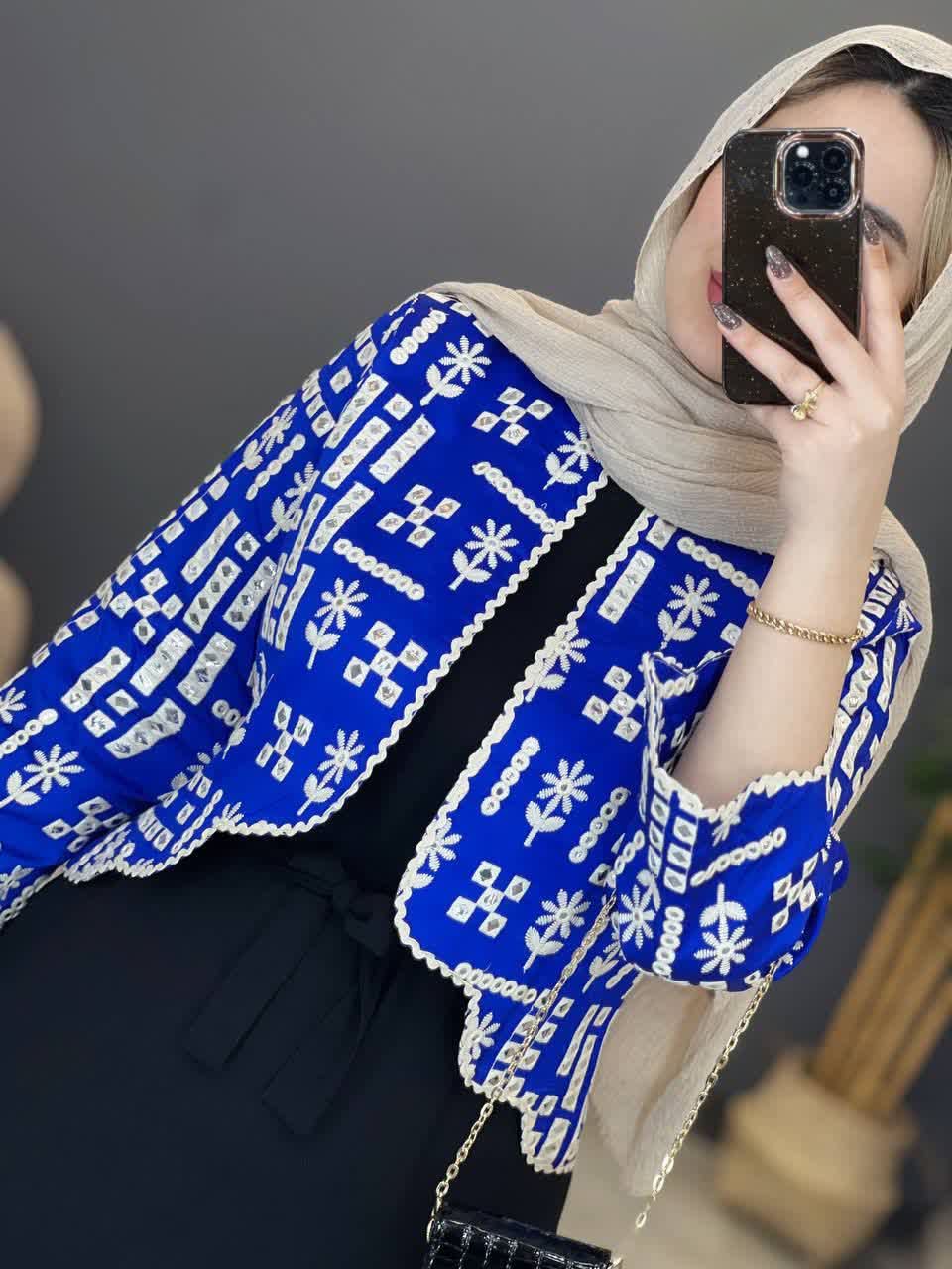 1264- کت و سارافون گلرو