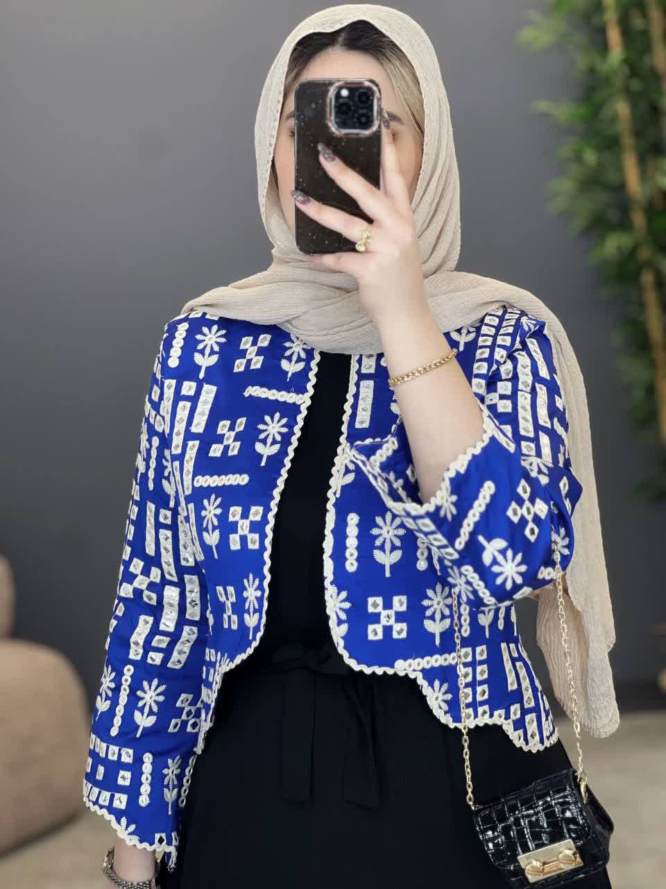 1264- کت و سارافون گلرو