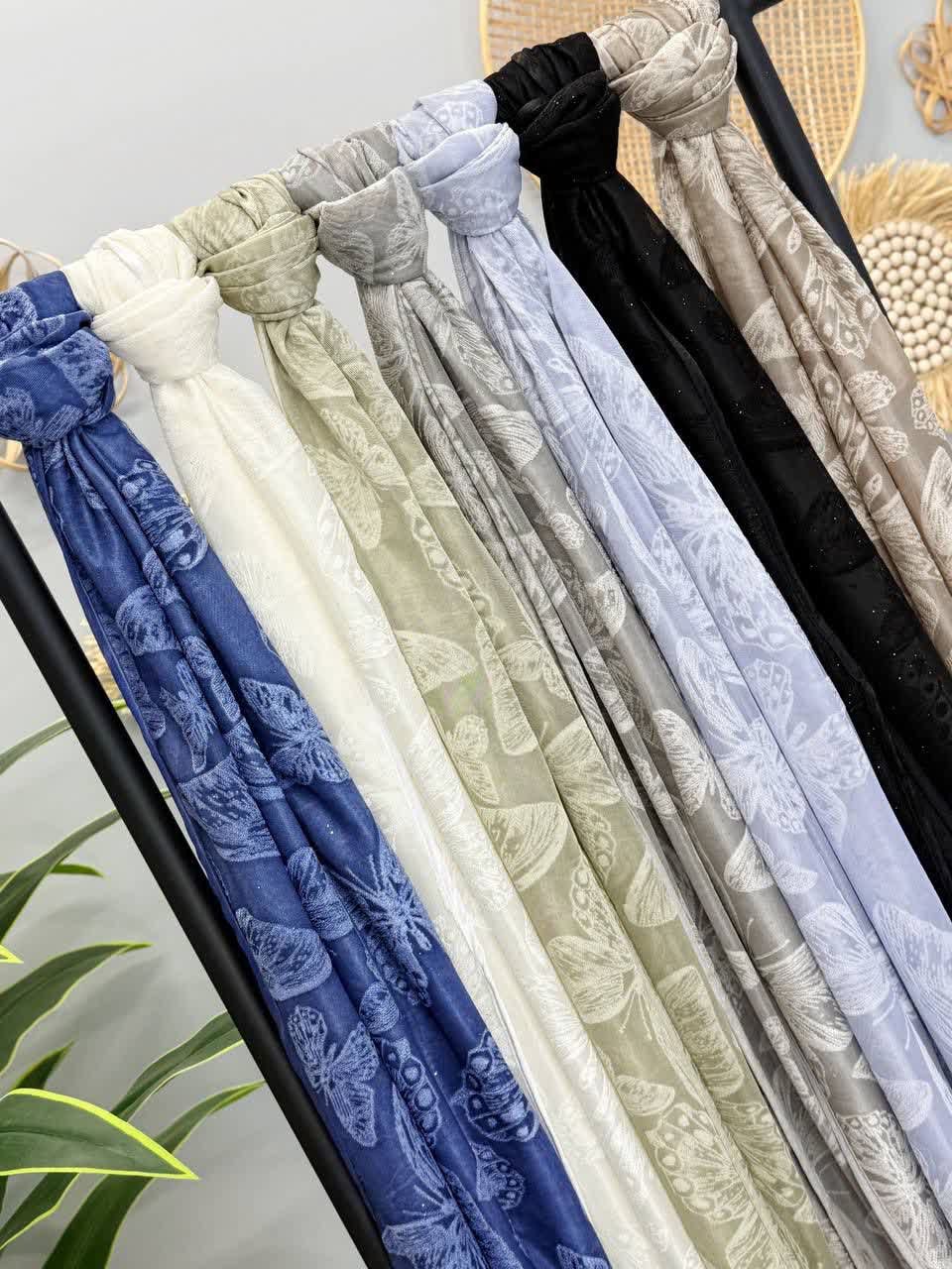 1273- شال وارداتی شاپرک