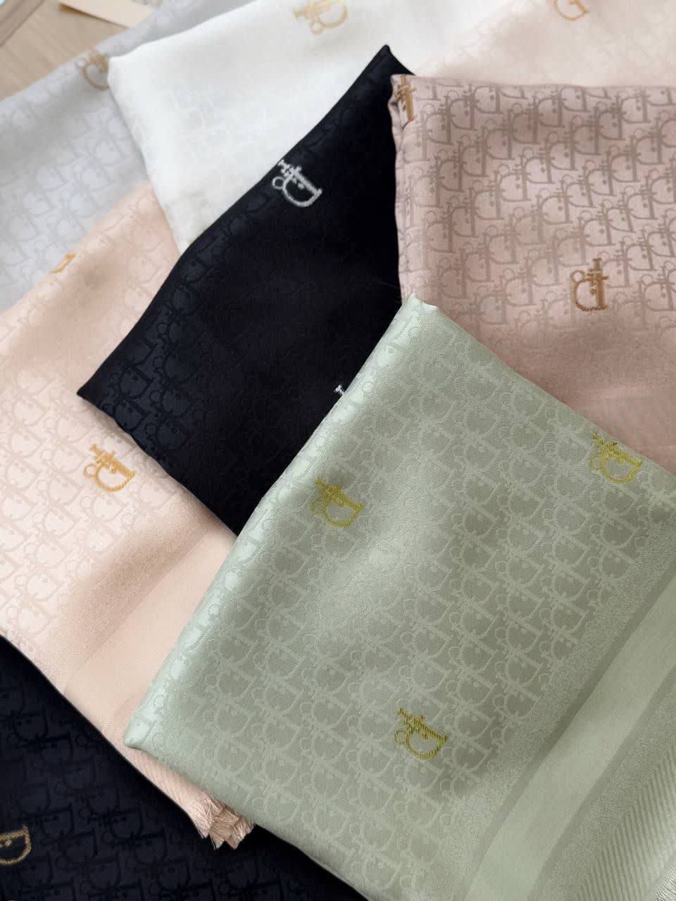 1274- شال مجلسی ژاکارد برجسته