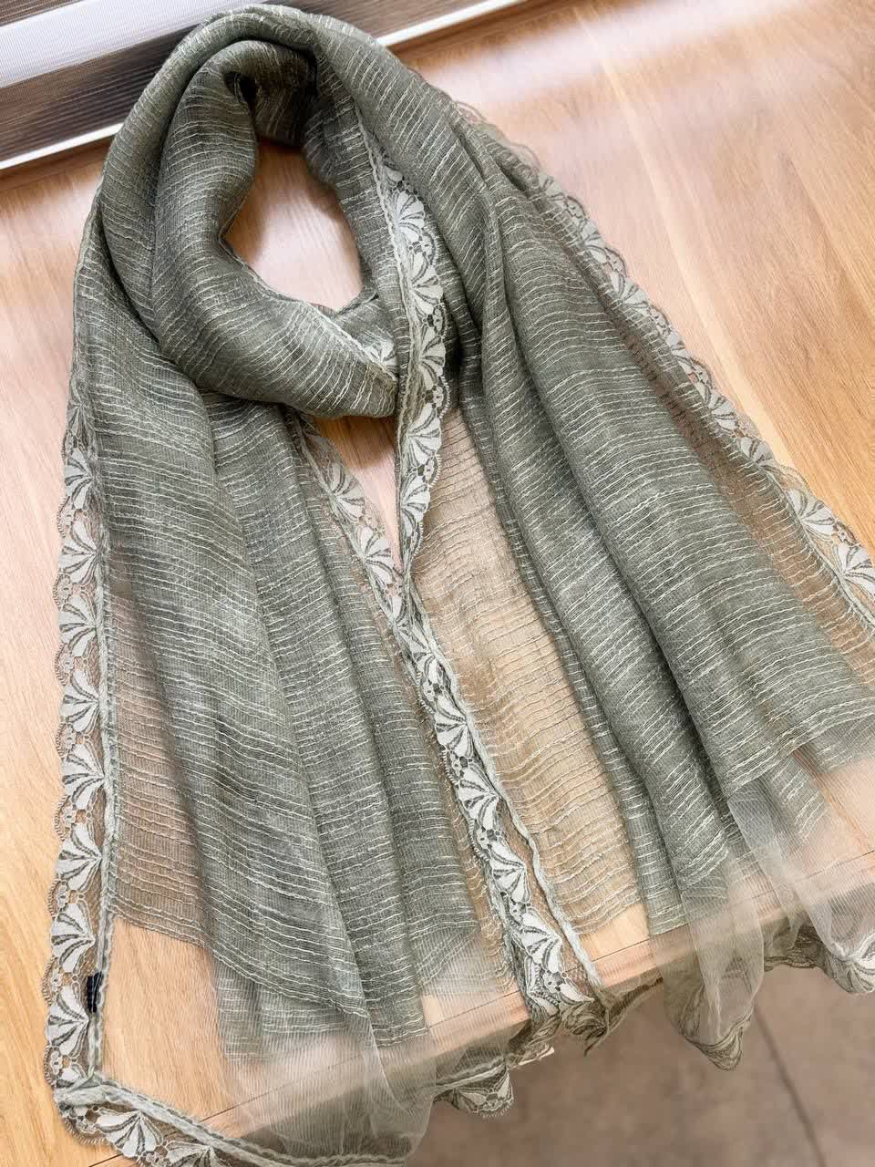 1276- شال پادینا