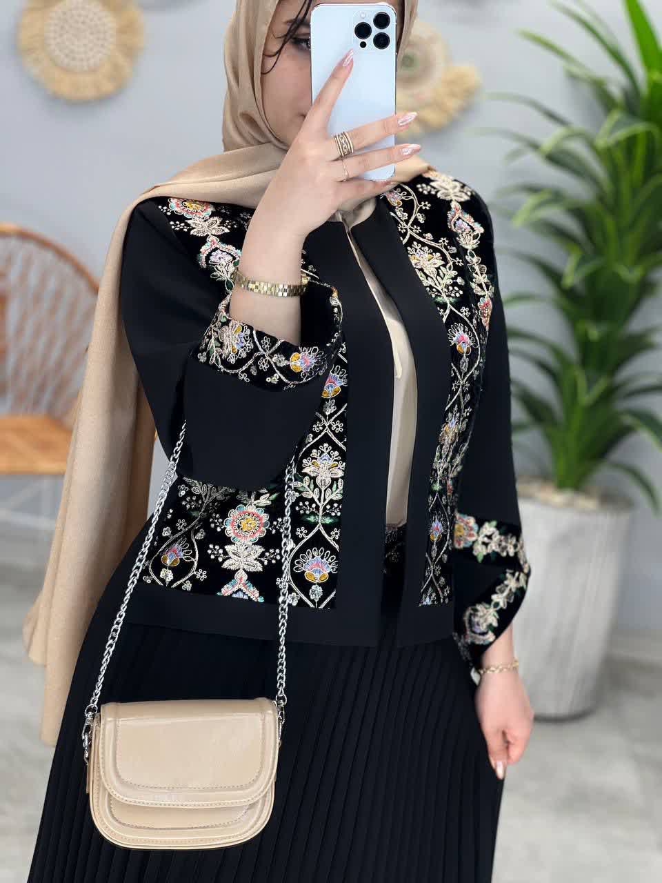 1285- کت و دامن پریناز