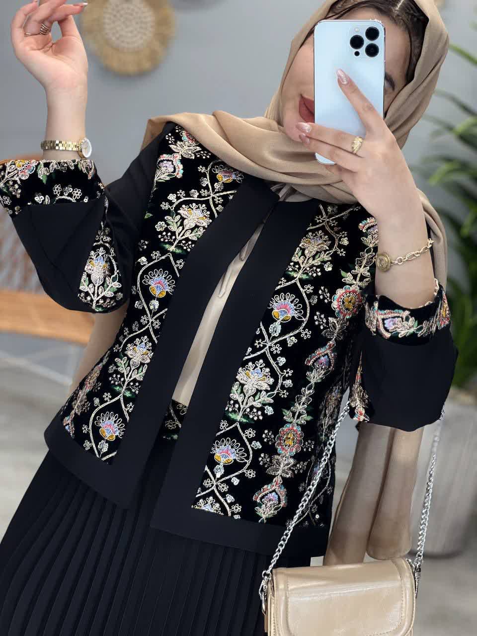 1285- کت و دامن پریناز